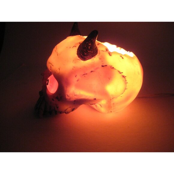 ACK Trading Horned Skull Light Up Halloween Decor Vintage 1997 - Picture 9 of 16